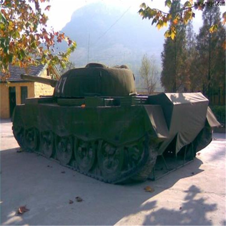 钦北大型充气坦克